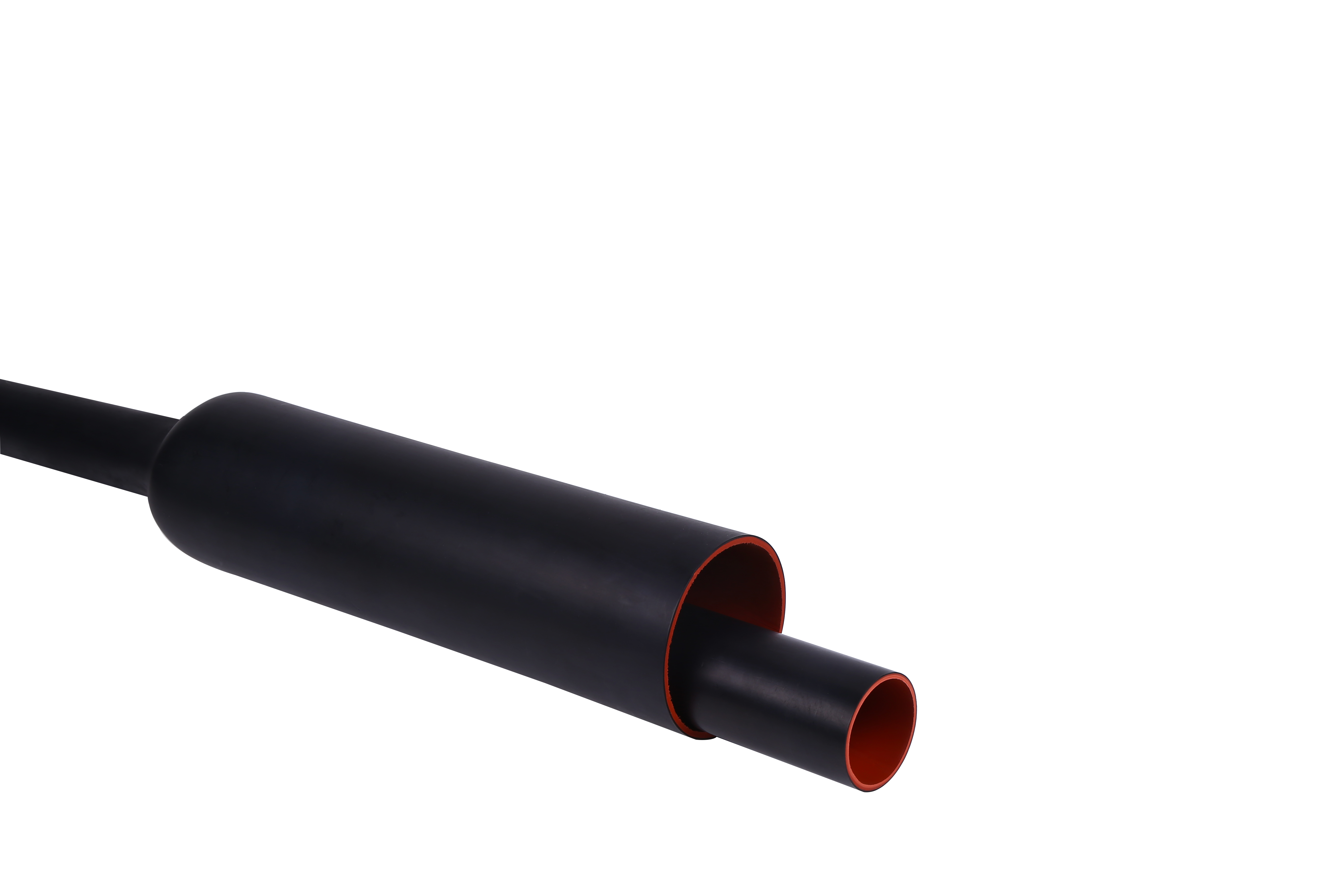La couche semi-conductrice du tube composé thermorétractable